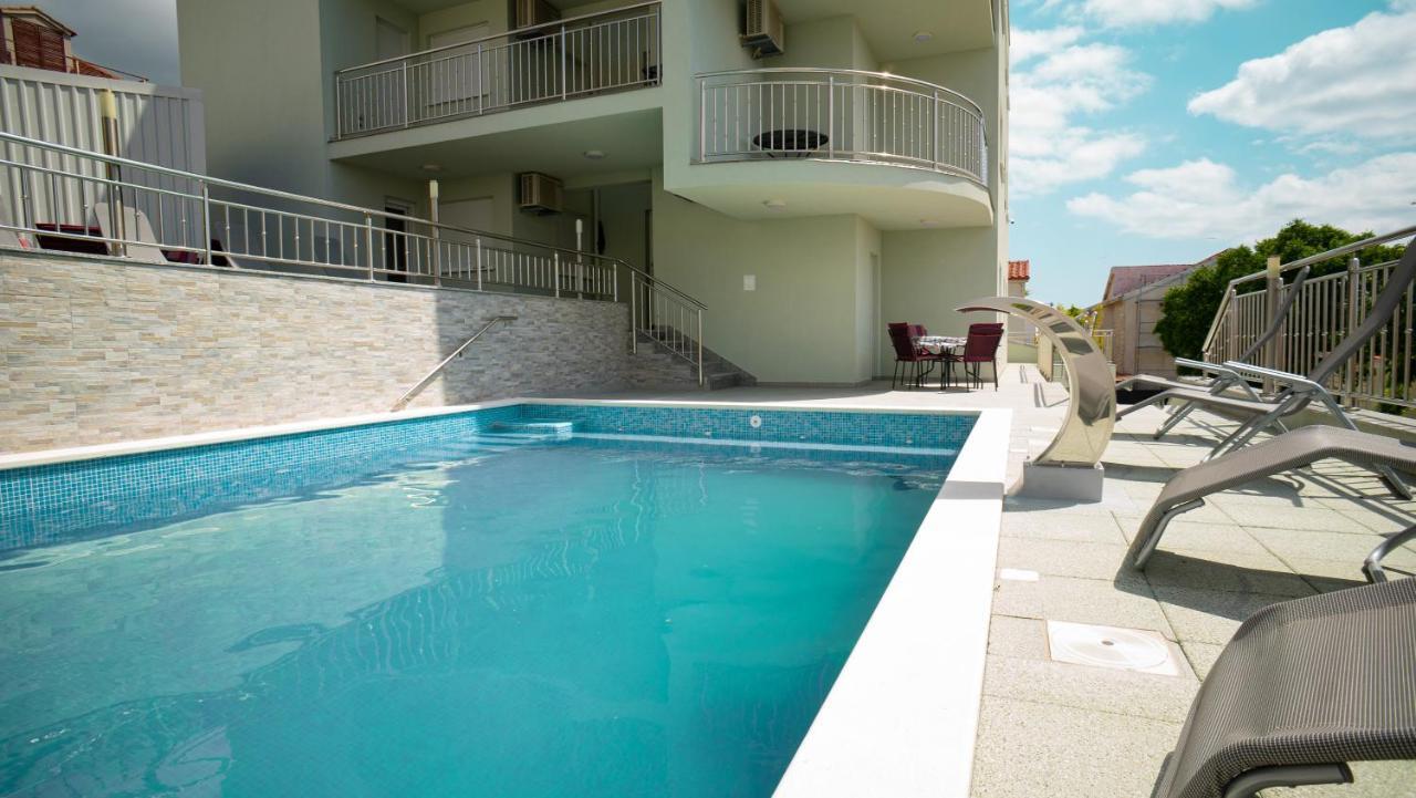 Trogir-Luxury Villa Sapphirus Seget Vranjica Kültér fotó